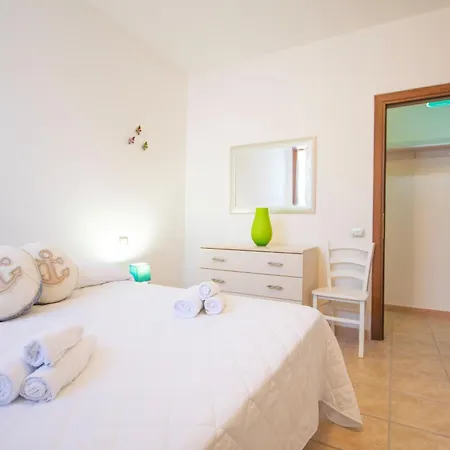 Sweet Holidays - Girasole - Oasi Relax Con Giardino E Bbq A ポザーダ