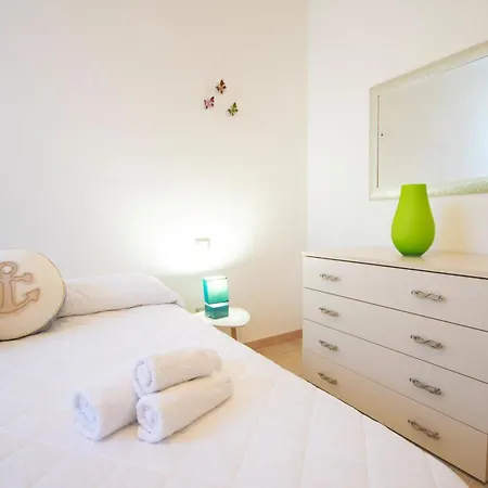 アパート Girasole ポザーダ